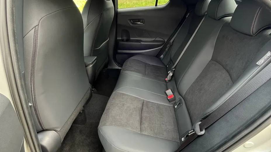 TOYOTA C-HR -