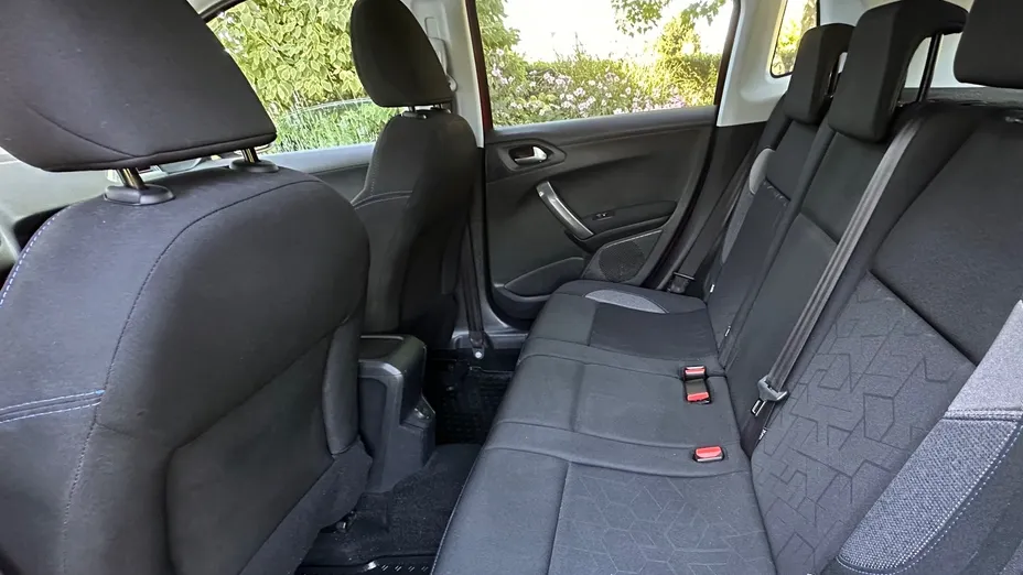 PEUGEOT 2008 2008 1.2 Pure Tech Active