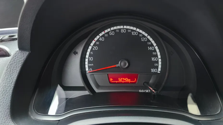 VOLKSWAGEN up! up! 1.0 white up!