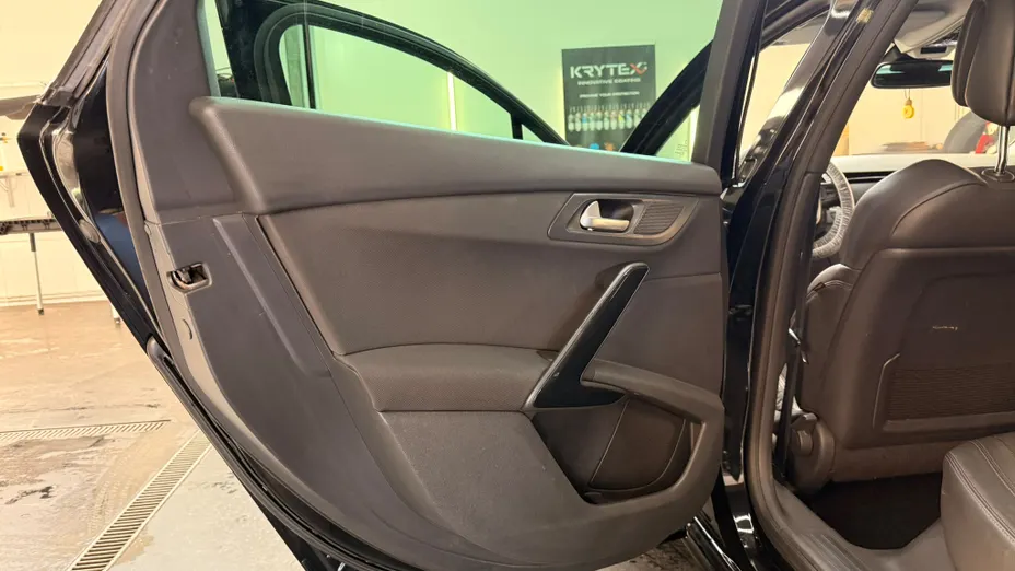 PEUGEOT 508 -