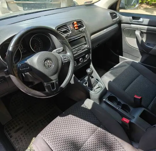 VOLKSWAGEN Golf Golf VI 1.6 TDI Trendline