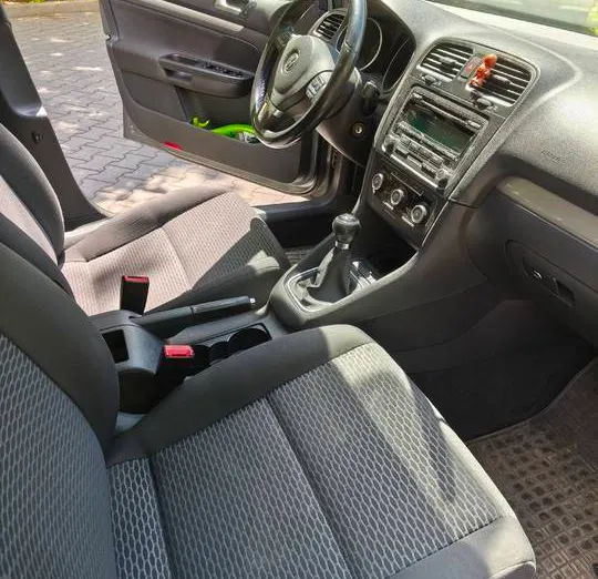 VOLKSWAGEN Golf Golf VI 1.6 TDI Trendline