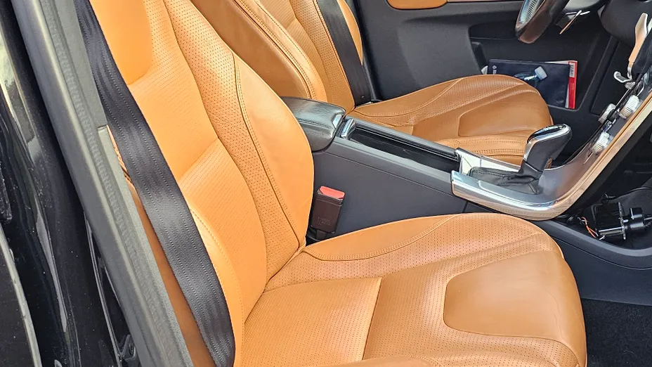 VOLVO XC60 XC60 B5 D AWD Inscription aut