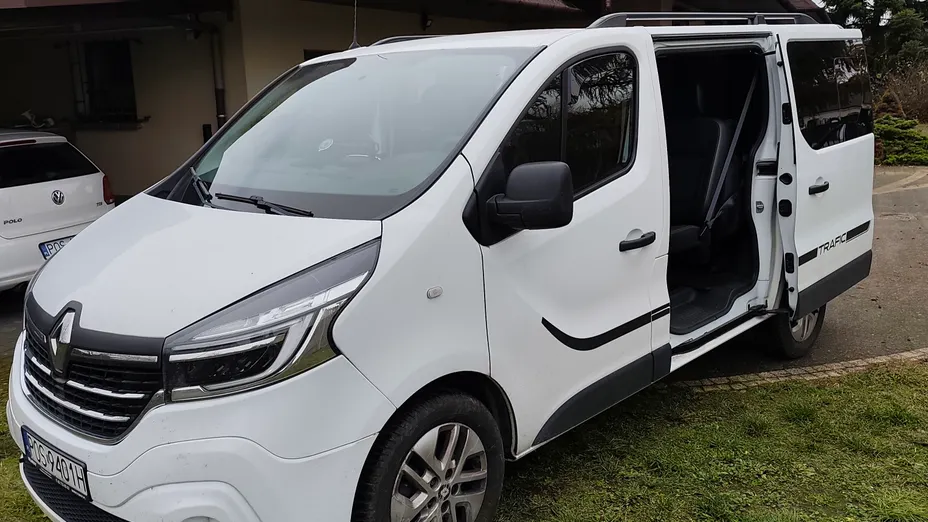 RENAULT Trafic Trafic 2.0 dCi L1H1 Extra EDC