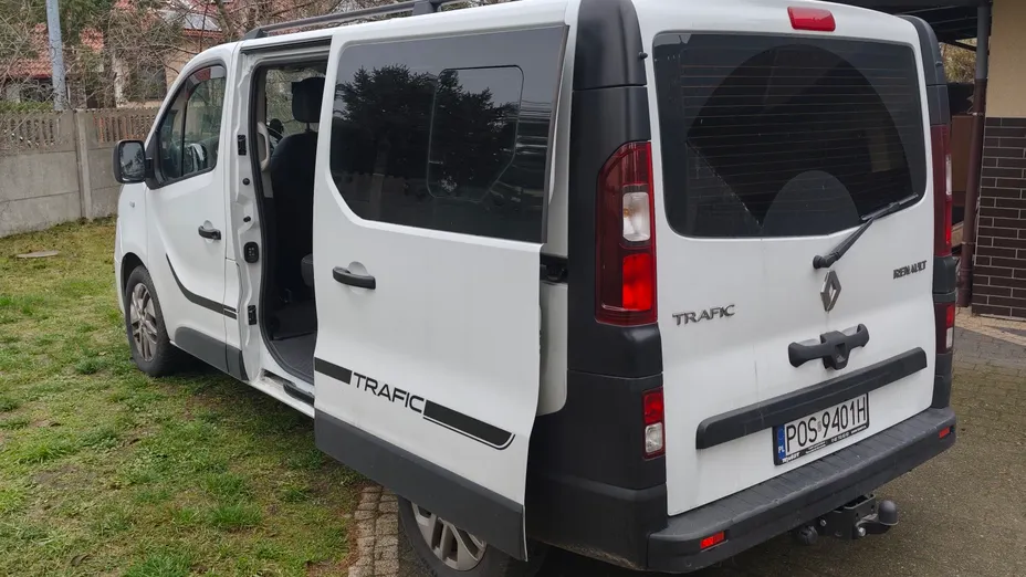 RENAULT Trafic Trafic 2.0 dCi L1H1 Extra EDC