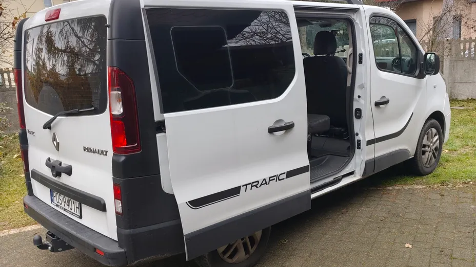 RENAULT Trafic Trafic 2.0 dCi L1H1 Extra EDC