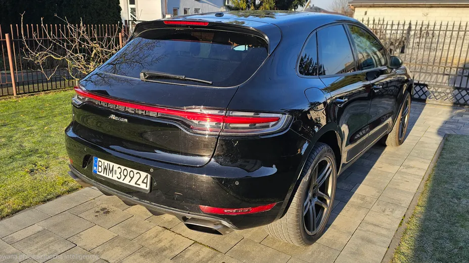 PORSCHE Macan Macan