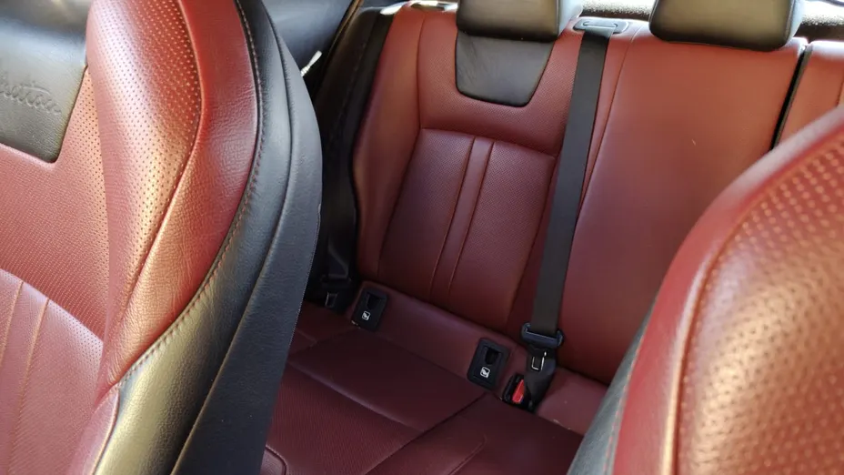 TOYOTA C-HR C-HR 1.8 Hybrid Selection