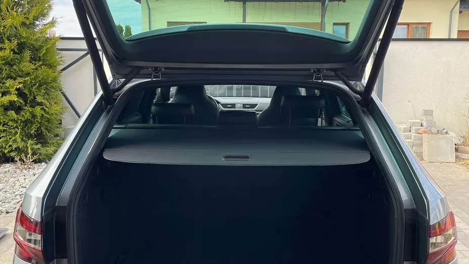 SKODA Superb Superb 2.0 TSI Sportline DSG