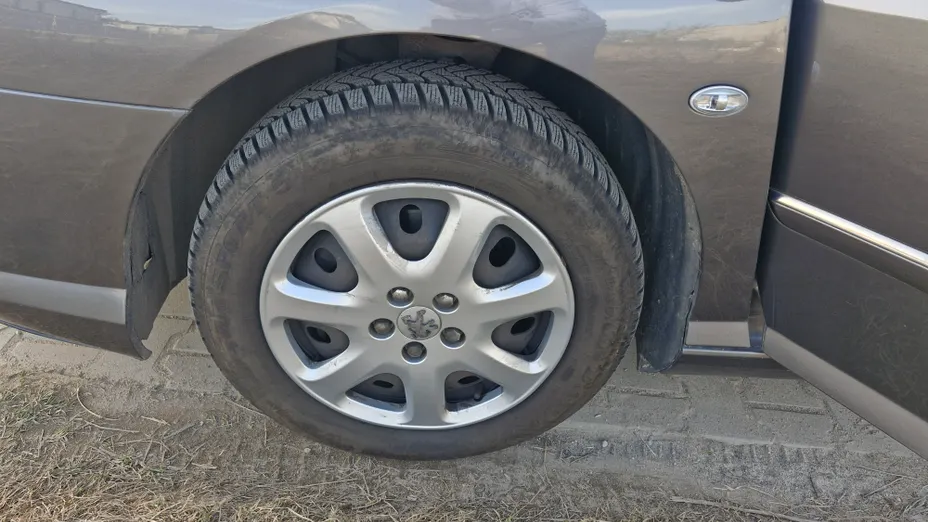 PEUGEOT 407 407 1.8 Presence