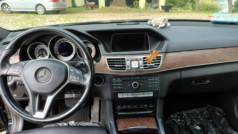 MERCEDES-BENZ E Klasa E 250 BlueTEC 4-Matic Classic
