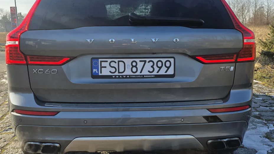 VOLVO XC60 XC60 T5 Momentum Pro aut