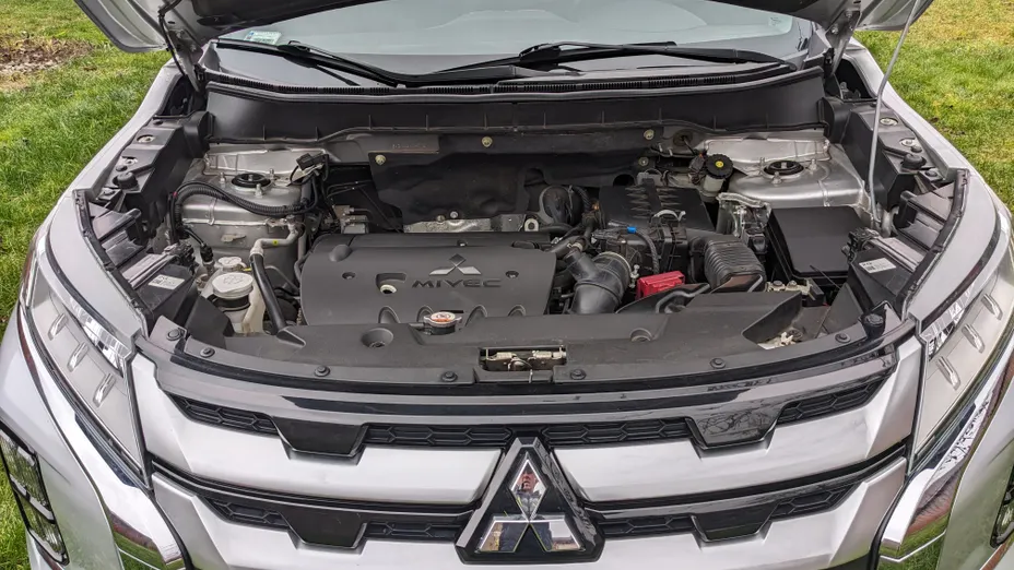 MITSUBISHI ASX ASX 2.0 Intense Plus CVT