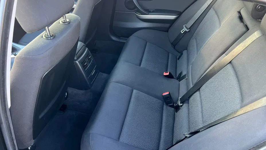 BMW Seria 3 320d aut