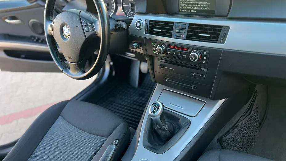 BMW Seria 3 320d aut