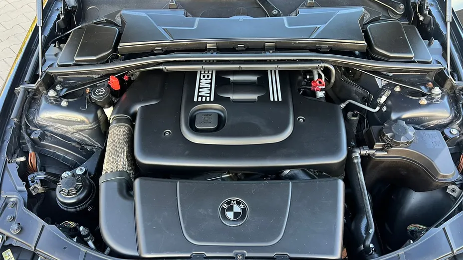 BMW Seria 3 320d aut