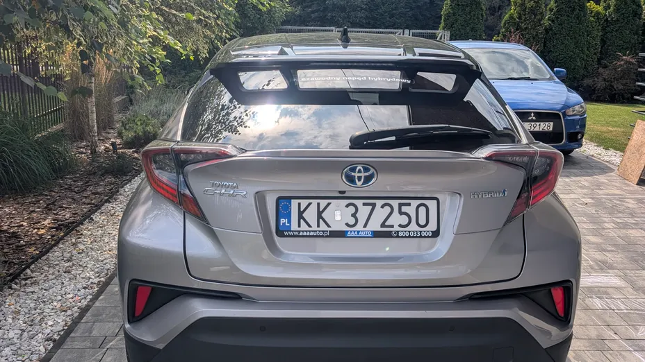 TOYOTA C-HR -