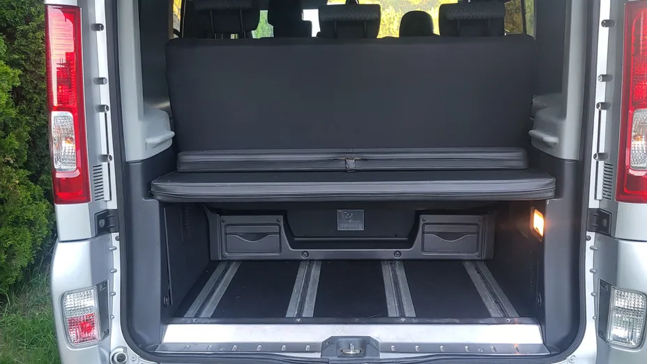 RENAULT Trafic -