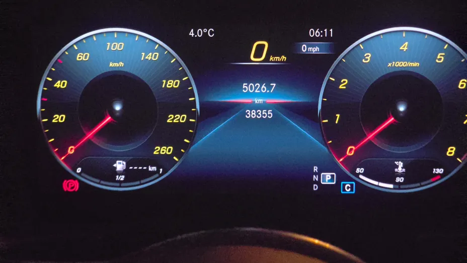 MERCEDES-BENZ GLB GLB 250 4-Matic Style 8G-DCT