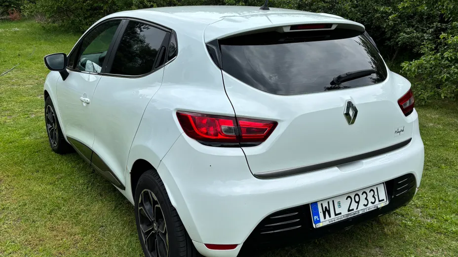 RENAULT Clio -