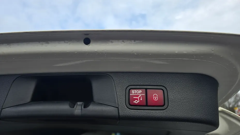 MERCEDES-BENZ GLB GLB 250 4-Matic Style 8G-DCT