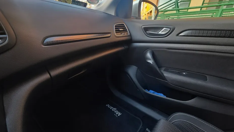 RENAULT Megane Megane 1.2 Energy TCe Zen