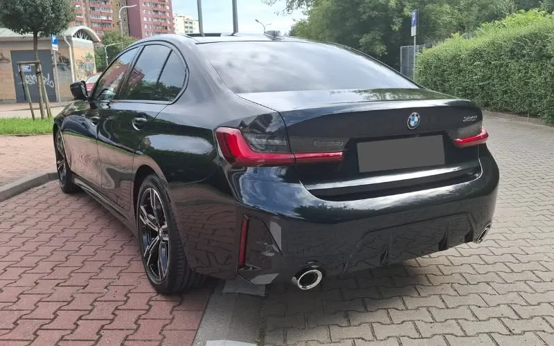 BMW Seria 3 320i M Sport aut