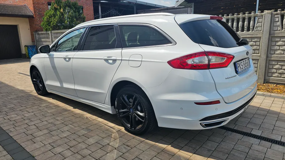 FORD Mondeo -