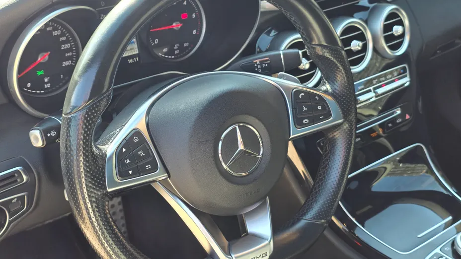 MERCEDES-BENZ C Klasa C 220 d 4-Matic 9G-TRONIC