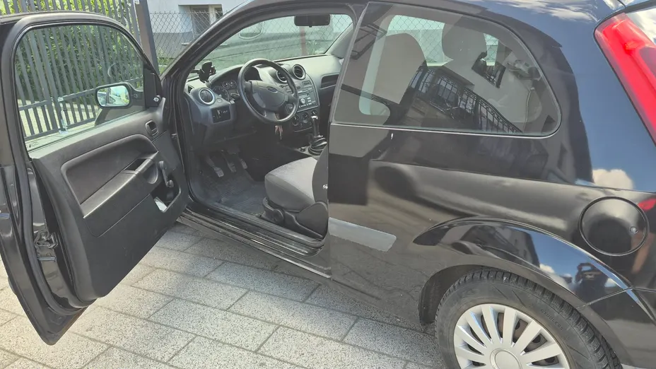 FORD Fiesta Fiesta 1.3 Ambiente