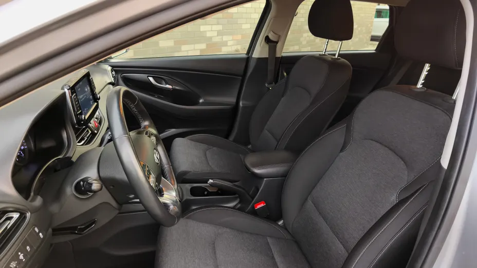 HYUNDAI i30 i30 1.5 T-GDI 48V Smart