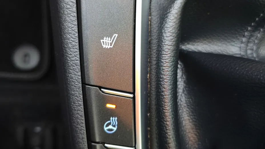 HYUNDAI i30 i30 1.5 T-GDI 48V Smart