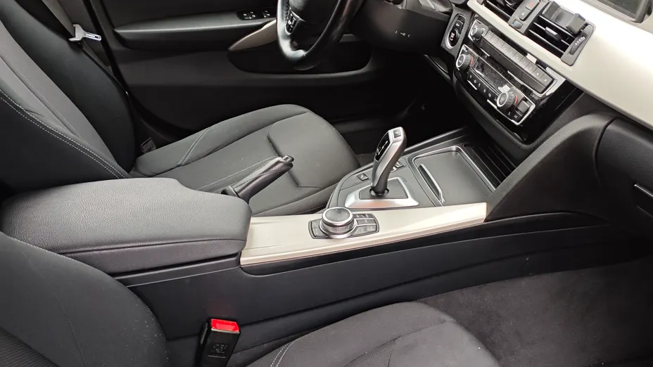 BMW Seria 4 418d Advantage aut