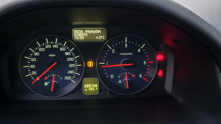 VOLVO C30 C30 1.6 R-Design