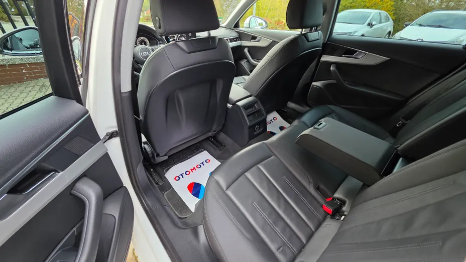 AUDI A4 A4 2.0 TFSI ultra Design S tronic