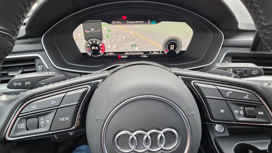 AUDI A4 A4 2.0 TFSI ultra Design S tronic