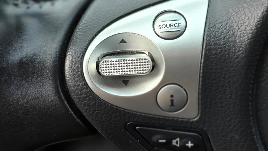 NISSAN Juke Juke 1.6 DIG-T N-Connecta EU6