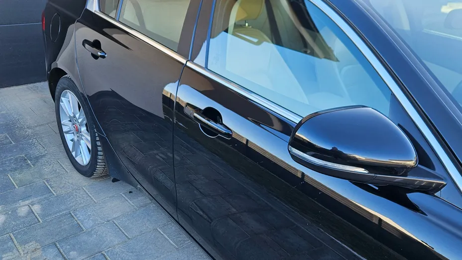 JAGUAR XE XE 2.0 D AWD Prestige aut