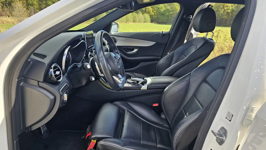 MERCEDES-BENZ C Klasa C 200 9G-TRONIC