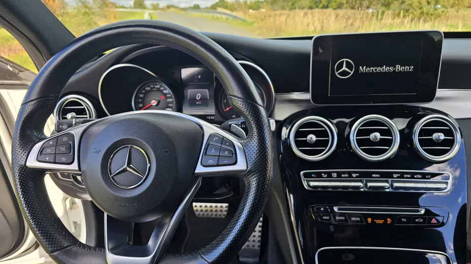 MERCEDES-BENZ C Klasa C 200 9G-TRONIC