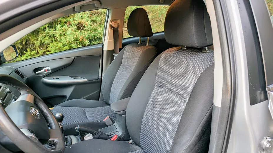 TOYOTA Corolla Corolla 1.4 D-4D Premium