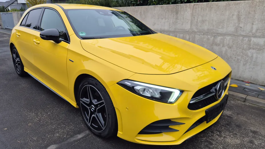 MERCEDES-BENZ A Klasa A 180 7G-DCT AMG Line