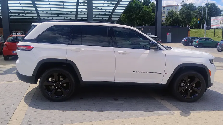 JEEP Grand Cherokee -
