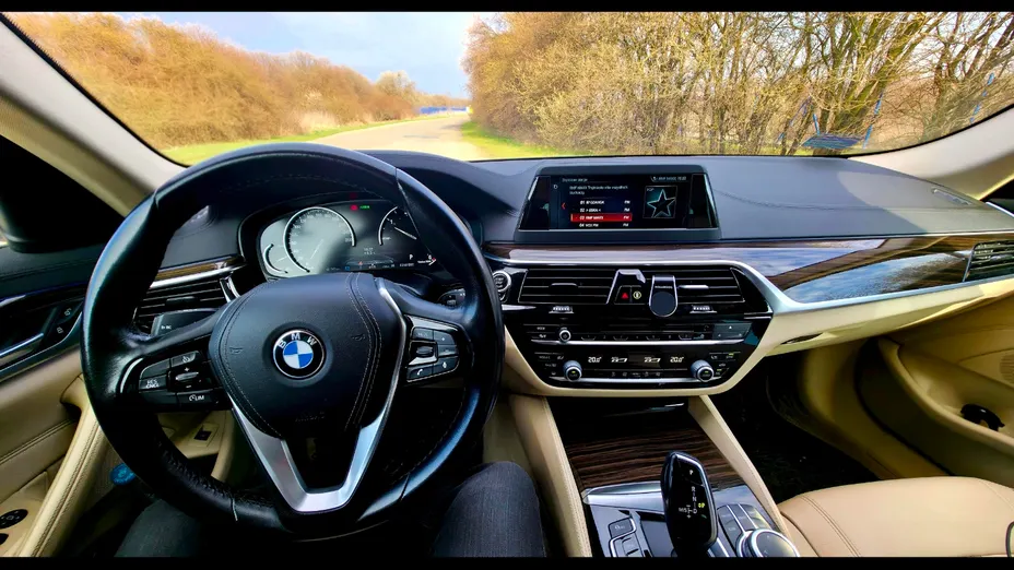 BMW Seria 5 520d Luxury Line
