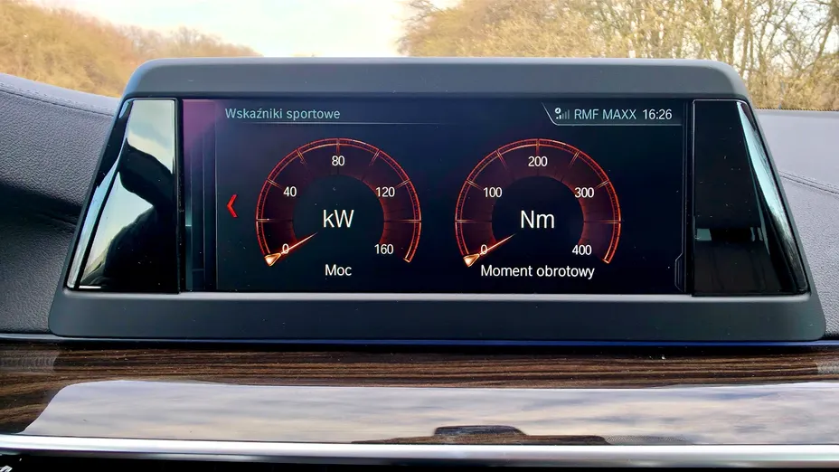 BMW Seria 5 520d Luxury Line