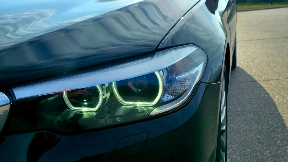 BMW Seria 5 520d Luxury Line