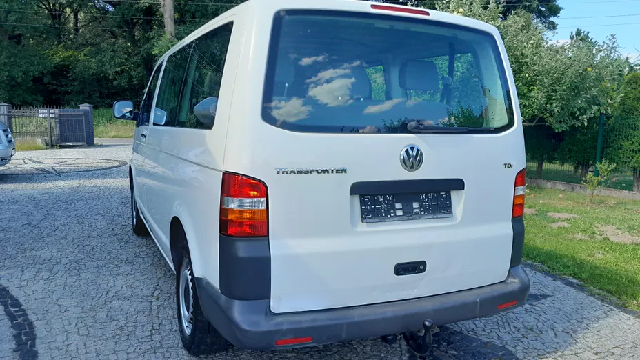 VOLKSWAGEN Transporter Caravelle D C 255 5B2