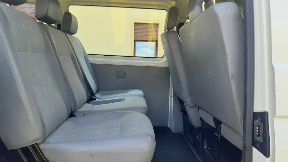 VOLKSWAGEN Transporter Caravelle D C 255 5B2
