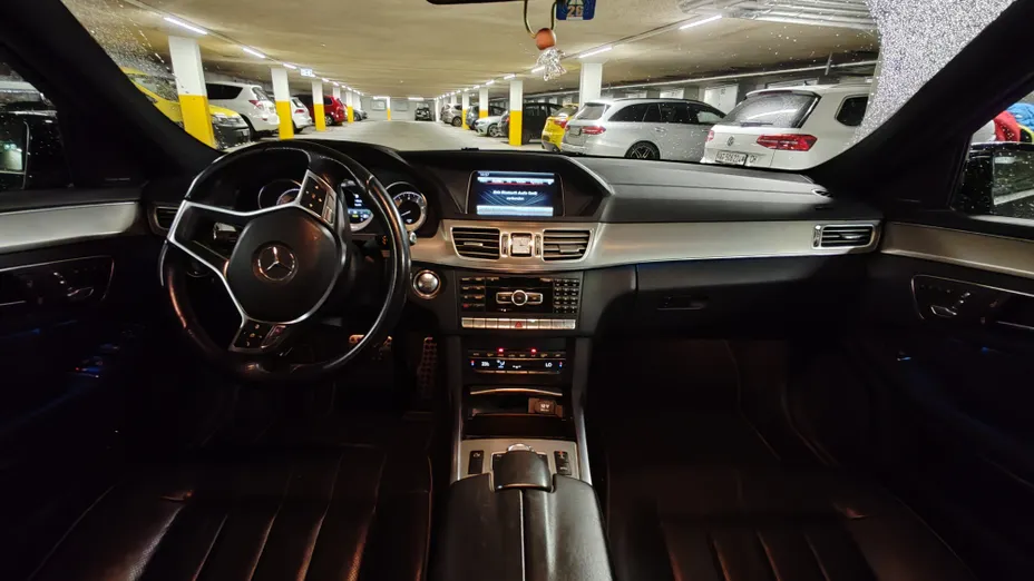 MERCEDES-BENZ E Klasa E 500 T Elegance