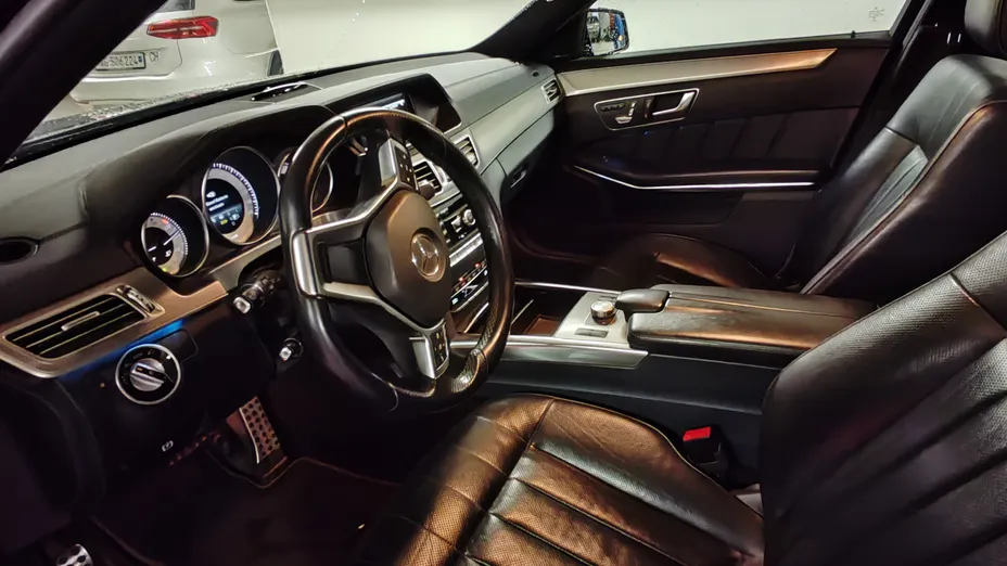 MERCEDES-BENZ E Klasa E 500 T Elegance